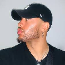 Sis @tommiee_ said let me correct you real quick!! 😩 “I'm not talent, I'm  a Producer”