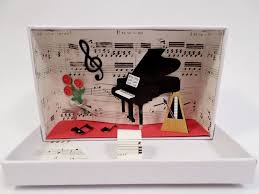 Weiteres Geldgeschenk Klassische Musik Ein Designerstuck Von Geldgeschenke Bei Dawanda Geschenke Geldgeschenke Hochzeitsgeschenk