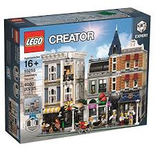 Lego 10255 Creator Assembly Square Schone Fassade Tur Und Fenstern Dazu 3 Geschaftsschulde Wasserturm Tarasse Am Dach Und Cafe In Der Mitte Befinden Sich Mu