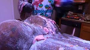Gibby The Clown makes a human cake! - XNXX.COM