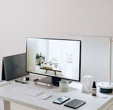 Mrgumbatron Minimalsetups Goruntuler Ile Ev Ofisi Ofisler Teknoloji