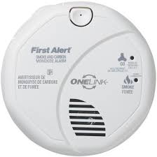 Combination smoke detector and carbon monoxide detector can detect the threat of these two gases. First Alert Sco500nva Wireless Battery Operated Photoelectric Smoke Carbon Monoxide Combination Alarm