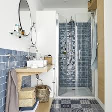 Aussi, quelle peinture salle de bain choisir pour cette pièce humide de la maison, nos diy déco pour repeindre le carrelage mur ou sol, la. 1001 Idees Pour Amenager La Petite Salle D Eau Archzine Fr