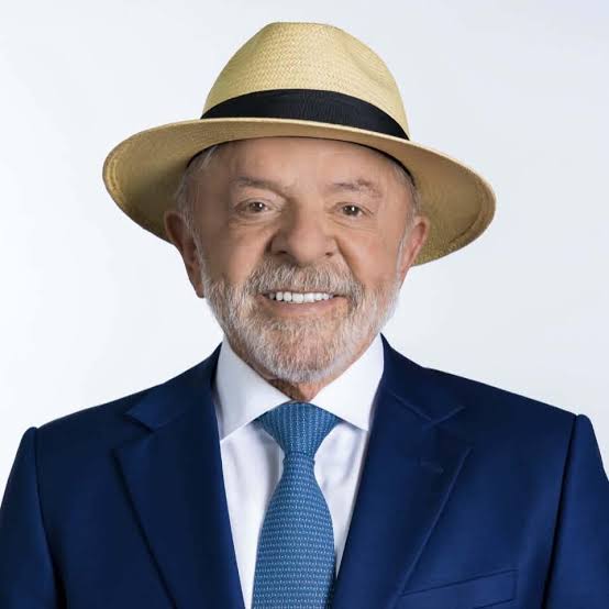 Marieta, eu tenho muito orgulho de ter caminhado ao seu lado e de saber que você continua nessa luta por um Brasil mais justo. Você falou de uma coisa que eu nunca