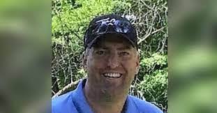 Eric Zechmann's Instagram, Twitter & Facebook