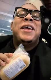 Mira amiguita 😂👀