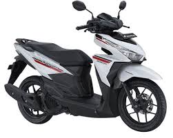 Rp 21.910.000 vario 125 special edition: Honda Vario 125 Cbs Shefalitayal