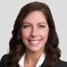 Lauren Abbott's Instagram, Twitter & Facebook