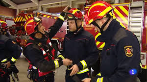 Los bomberos del parque de tetuán trabajaron el viernes una hora y 17 minutos. 113 Aspirantes A Bomberos De La Comunidad De Madrid Inician Periodo Practicas Youtube