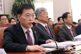 27일 교체 발표가 날 가능성이 큰 것으로 알려졌다. Cag7h Dipdr5km