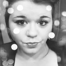 Emily Pietrowski's Instagram, Twitter & Facebook