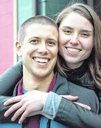 Borton, Gaier to wed