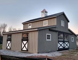 Farm houses have a charm that's admired and desired. 4 Eye Catching Ideas To Make You Fall In Love With Barndominium Homes