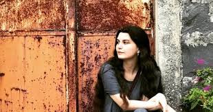 وقال أبو الضحى ، عن ابن عباس في قوله تعالى : Ø¬ÙØ±Ø§ ÙŠÙˆÙ†Ø³ Ø¨Ø¯Ø£Øª Ø±Ø§Ù‚ØµØ© Ø¨Ø§Ù„ÙŠÙ‡ ÙˆØªØ§Ù†ØºÙˆ ÙˆØ¥Øª Ù‡Ù…Øª Ø¨Ø®Ø¯Ø´ Ø§Ù„Ø­ÙŠØ§Ø¡ ÙÙŠ Ù‡Ø°Ø§ Ø§Ù„Ù…Ø´Ù‡Ø¯