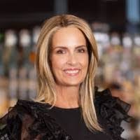 Tracy Christiansen's Instagram, Twitter & Facebook