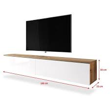 On est passé par l'avènement des tv lcd, la disparition du plasma, puis la disparition du lcd au profit de la tv led, la révolution des tv 3d et des téléviseurs incurvées, la grande nouveauté des écrans oled. Selsey Kane Meuble Tv A Suspendre Banc Tv Chene Wotan Blanc Brillant 180 Cm Sans Led