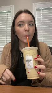 So excited for my first day!! 🫶🏼 #eatwithkayla #dunkin