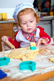Denn es handelt sich um einen haltbaren werkstoff, welcher. Kinderkuche Aus Holz Selber Bauen Anleitung In 4 Schritten