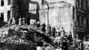 Nach dem weltkriegsende am 8. Zweiter Weltkrieg Das Thema Massenvergewaltigung 1945 War Einfach Tabu Archiv