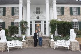 The top five biggest winners in ireland's history have won more than €550. The Lottery Winners Showed Their New House It S Amazing Gobigwin