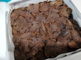 Resepi puding roti coklat menggunakan lebihan kepingan roti putih yang sudah disimpan jika anda selalu sediakan puding roti biasa, apa kata cuba puding roti coklat yang dihidangkan satukan coklat, susu dan butter di dalam mangkuk dan panaskan menggunakan kaedah bain marie atau. Resipi Puding Roti Kayangan Guna 3 Bahan Mudah Dengan Sos Creamy Paling Sedap Mingguan Wanita