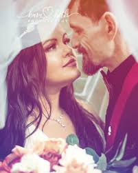 First one of these we've seen that's gotten national attention. Honored  that Hannah + Daren chose "Lady May" to be part of their special day!  🎉🎂🎼 📹 The Magnolia Studio