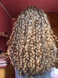 Which means you lose about 3 inches so 18 inches is truly 18 inches when straight but 15 inches with the curl. 56 Spiral Curls Ideas Curly Hair Styles Curly Hair Styles Naturally Long Hair Styles