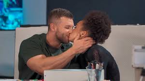 Главное романтическое шоу страны близится к развязке. Holostyak 2021 11 Sezon 11 Vypusk Ot 14 05 2021 Chast 1 Smotret Onlajn Holostyak