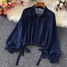 Namun, kamu perlu memperhatikan tips memakai blouse kesayangan agar tetap terlihat trendi dan tak membosankan. Blouse Wanita Lupita Blouse Blouse Korea Atasan Wanita Pakaian Terlaris Korean Style Terbaru Agustus 2021 Harga Murah Kualitas Terjamin Blibli