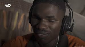 Blind DJ Akpeji Ayodele mixes up Nigeria's music scene