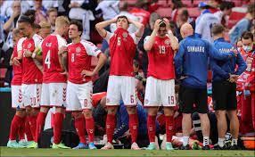 Worried fans ask is christian eriksen dead after he suddenly collapsed to the field in the first half of denmark vs. Zlnqfvjgz0qy7m