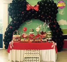 Buy the best disney party in the largest party catalog Minnie Christmas Party Minnie Mouse En Navidad Christmas Party Ideas Disney Party Ideas Minnie Christmas Balloon Arch Decorations Minnie Birthday