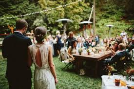Tout d'abord, choisir de se quels sont les avantages d'un mariage en petit comité ? Faire Un Petit Mariage Bloom Events