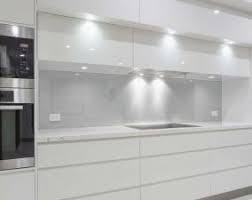 Kuchenruckwand Grau Aus Glas Lacobel Alternative Fliesenspiegel Alternative Aus Fliesenspi Glasruckwand Kuche Kuche Ruckwand Glas Kuche Spritzschutz Glas