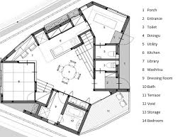 A Small House In Iizuka Japan By Rhythmdesign Traditional Chinese House Home Design Floor Plans Courtyard House Plans