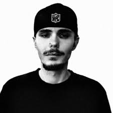 ペース! (@ReggiePace)