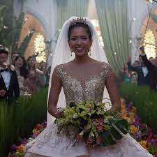 Crazy Rich Asians Delivers A Wedding Dress So Extravagant You Ll Know It Was Designed For A Billionaire Asian Wedding Dress Wedding Dresses Asian Wedding