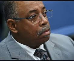 Carmela Levy's Instagram, Twitter & Facebook