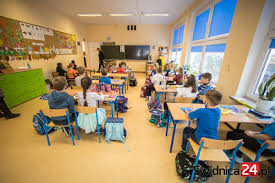 Wytyczne dla szkół przygotowało ministerstwo edukacji i nauki we współpracy z głównym inspektoratem sanitarnym i ministerstwem zdrowia. Operacja Powrot Do Szkoly Foto Swidnica24 Pl Wydarzenia Informacje Rozrywka Kultura Polityka Wywiady Wypadki