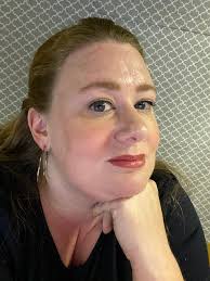 Beth Day's Instagram, Twitter & Facebook