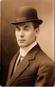 DAPPER & HANDSOME : SAMUEL E. LEIBOWITZ : PLAID SUIT & BOWLER HAT : JEWISH  AMERICAN HISTORY
