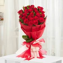 Whether she lives near or far, find truly original gifts for national girlfriends day from beautiful flower arrangements and gourmet treats, to heartfelt keepsakes and more! Christmas Gifts For Girlfriend Send Christmas Gifts For Her Online Bookmyflowers