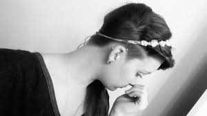 Get great deals on ebay! Girl Forced To Shave Head Super Glue Hannah Combs Bullying Teen Vogue