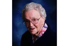 Joy Farris's Instagram, Twitter & Facebook