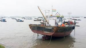 drazer ship off Mumbai coast ...