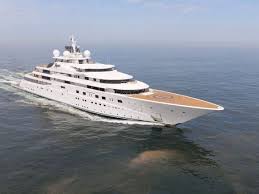 Topaz Die Funftgrosste Yacht Der Welt World S Luxury Guide Megayachten Yachten Motoryacht