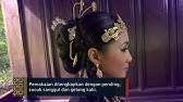 Bersempena dengan bulan kebangsaan, astro awani menerbitkan kapsul satu minit 'khazanah kita' berkisar tentang sejarah pakaian tradisi di malaysia. Khazanah Kita Episod 10 Pakaian Cik Siti Wan Kembang Youtube