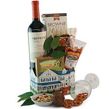Find out about the growth in gift basket revenues and how you can cash in too. Housewarming Gift Baskets Housewarming Basket New Home Gift Baskets Diygb