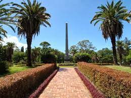 Beautiful And Peaceful War Memorial In Rockhampton Botanic Gardens Queensland Australia Travel Blog Http Varie Australia Queensland Australia Rockhampton
