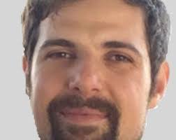 Elliot Frank's Instagram, Twitter & Facebook